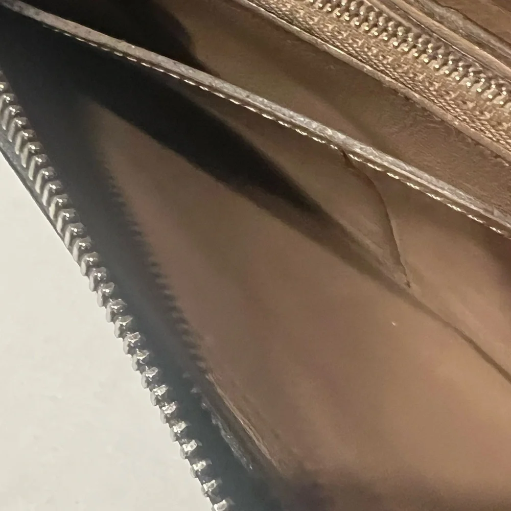 LOUIS VUITTON Portefeuille
Comet Long Wallet (BLACK) - Picture 16 of 16